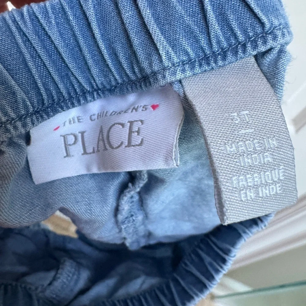 NWOT The Children's Place 3T Girls Light Blue Denim Ruffled Soft Shorts